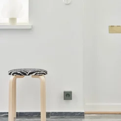 Avolt Stekkerdoos Square 2 - USB-C Oak Green