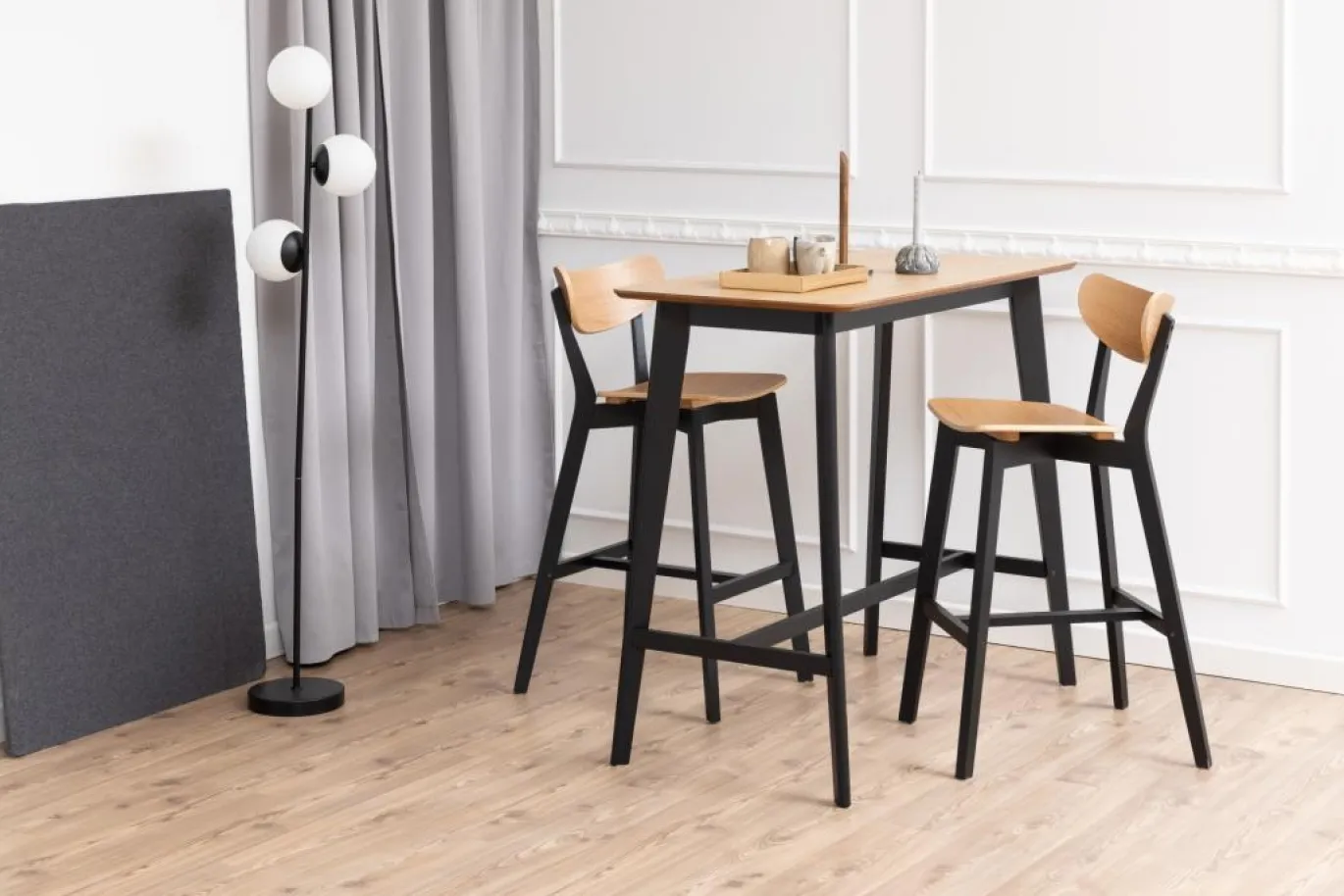 Bartafel Maughold Eiken Veneer 120cm - Giga Living