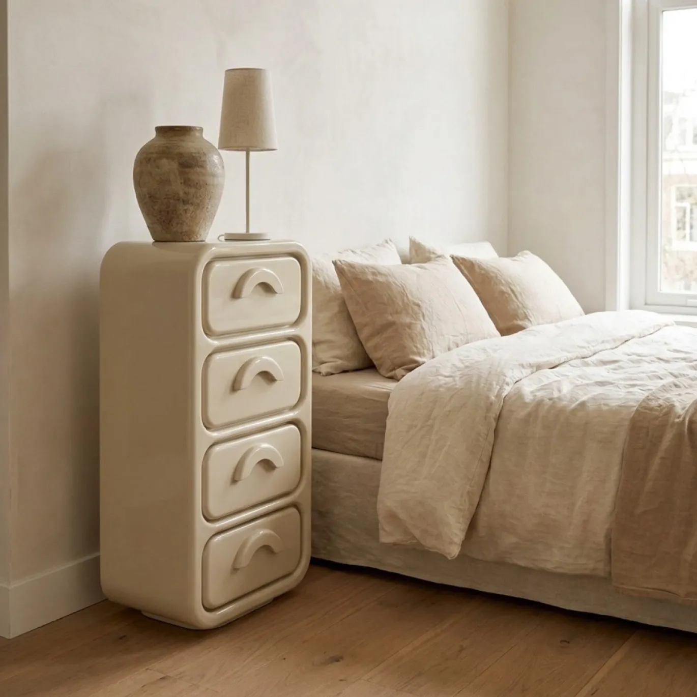 By-Boo Nachtkastje Gubby Groot Beige