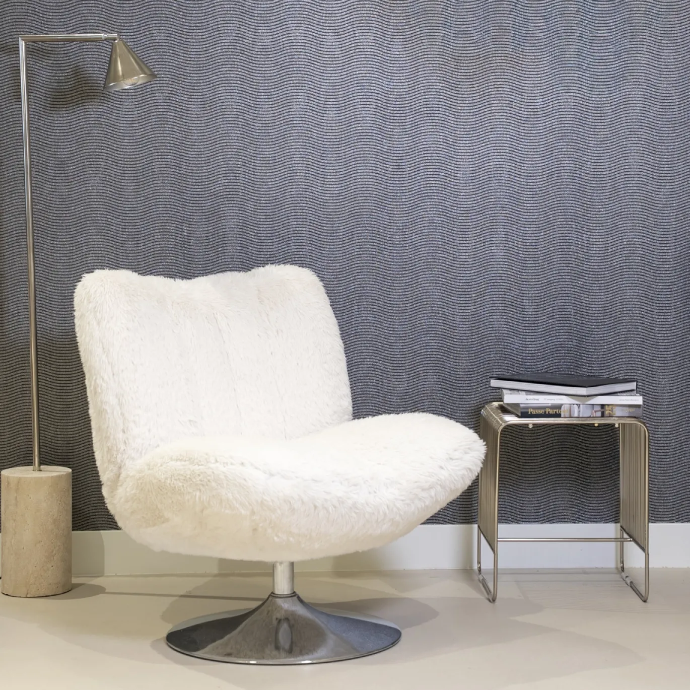 DÉJA Draaifauteuil Morten Fluffy Beige/Chrome