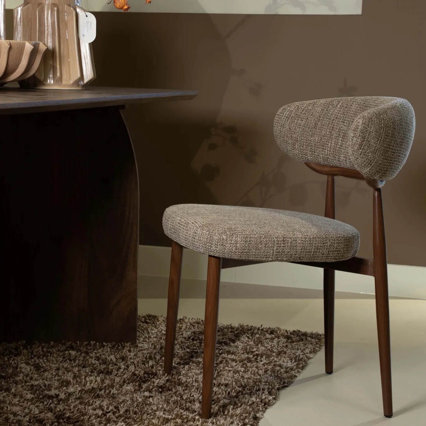 DÉJA Eetkamerstoel Milan Taupe/Walnoot