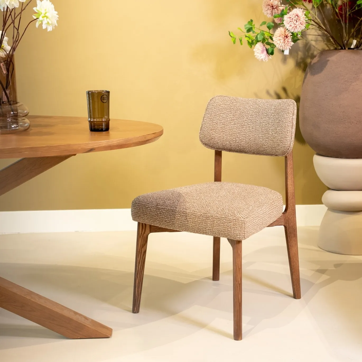 DÉJA Eetkamerstoel Minotti Donkerbruin/Walnoot Desire Me