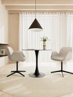 Eetkamerstoel Alira Met Armleuning Zand/Zwart Draaibaar - Giga Living