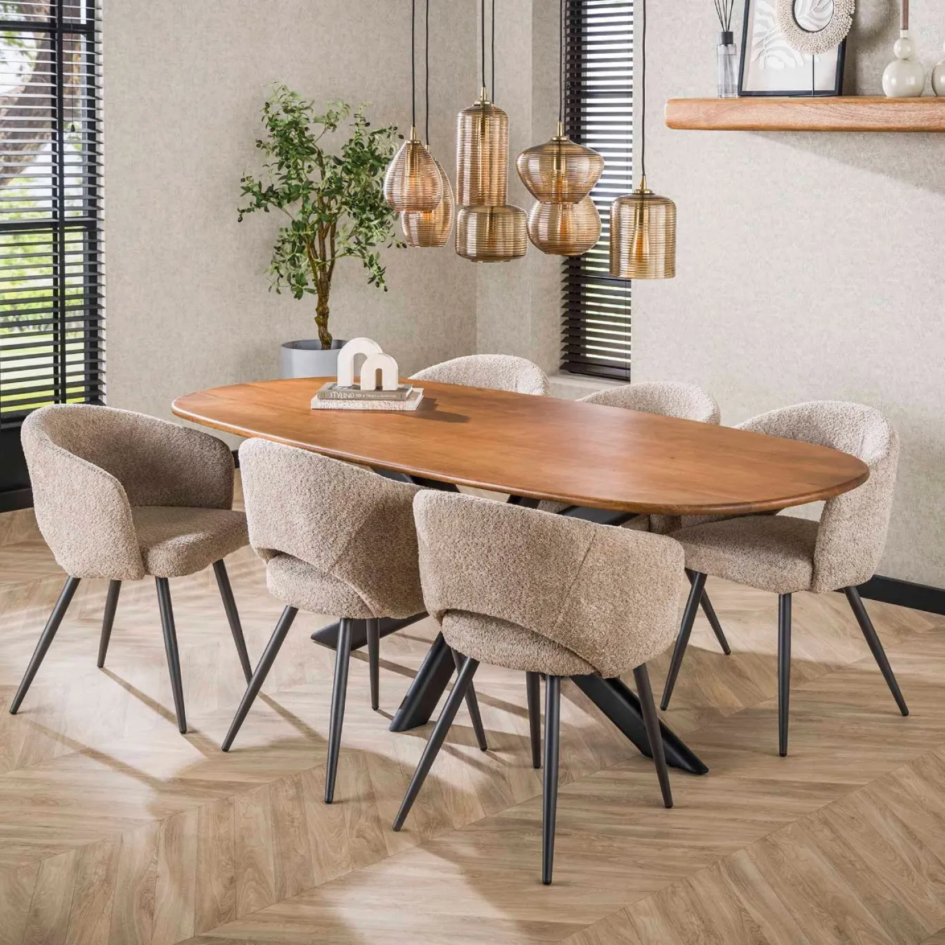 Eettafel Cliff Deens Ovaal Mangohout 180cm - Giga Meubel
