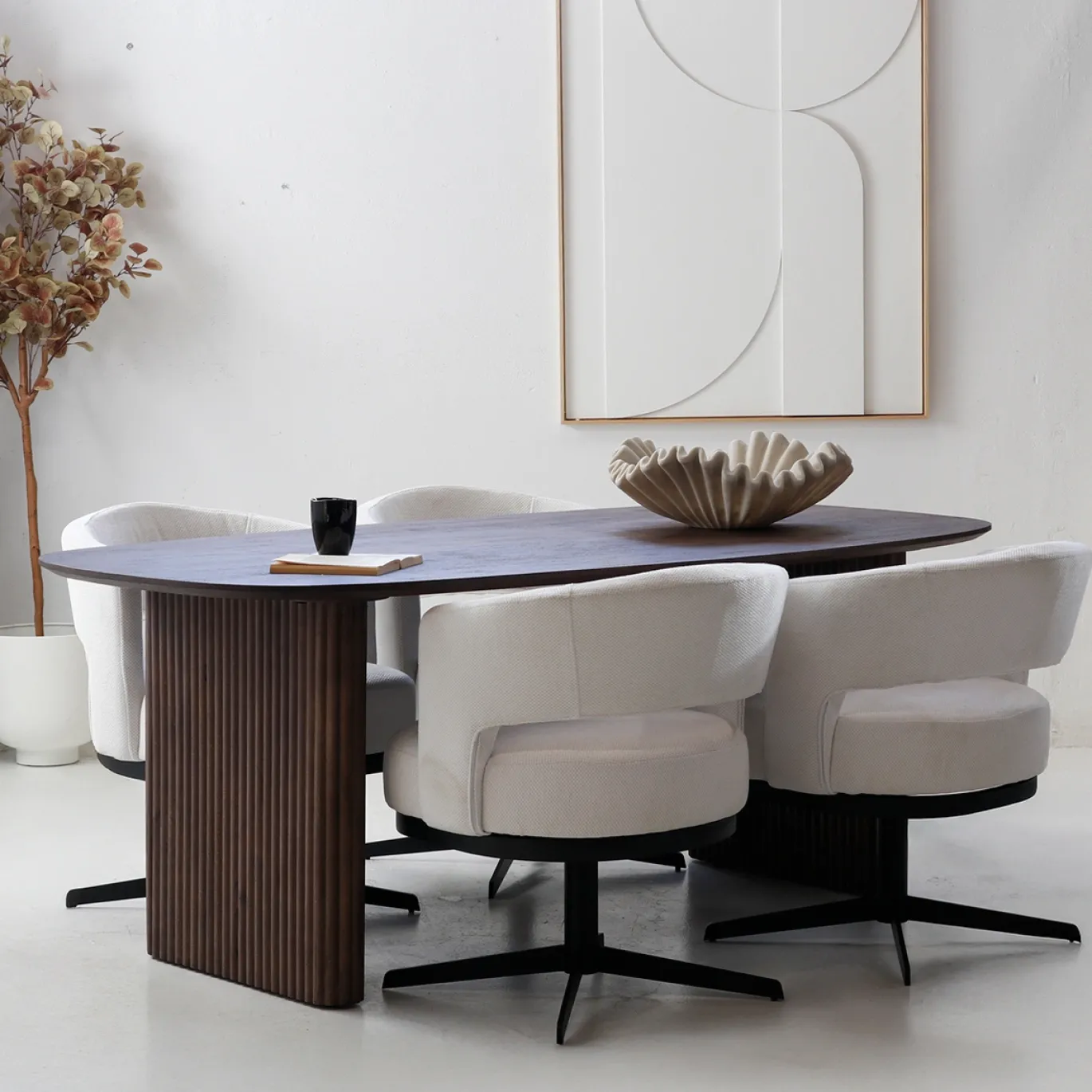 Eettafel Juro Walnoot Deens Ovaal 240cm - Giga Meubel