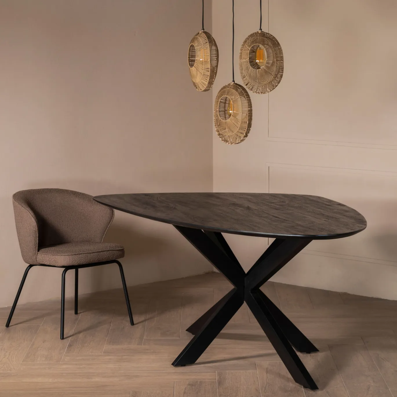 Eettafel Owen Kiezel Zwart Matrix-poot 200cm - Giga Meubel