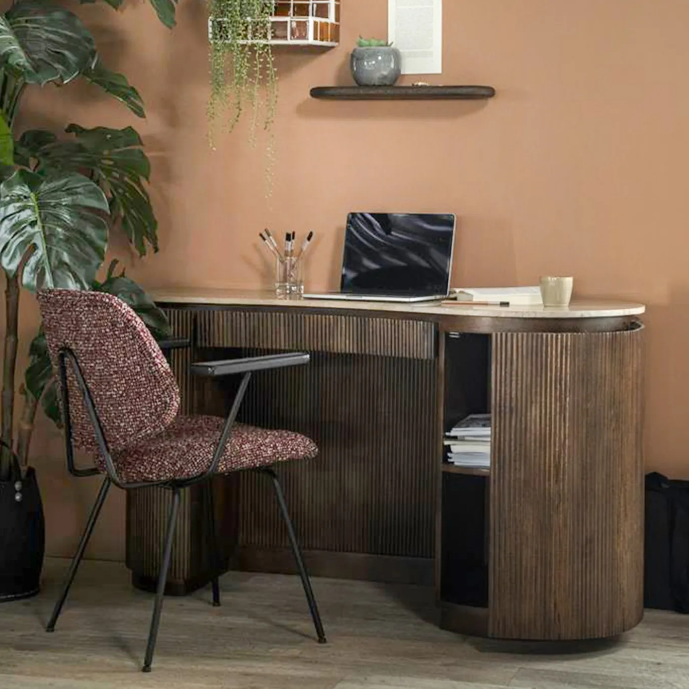 Eleonora Bureau Mari Bruin