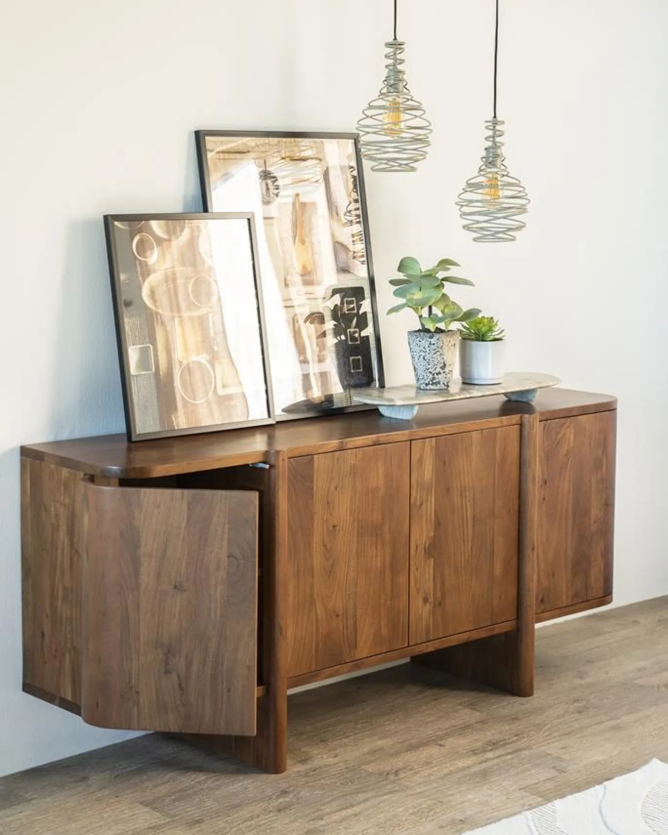 Eleonora Dressoir Julian 4-Deurs Acaciahout Naturel
