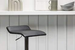 Fjôrd Barkruk Jonna Chromed Staal Zwart Stof