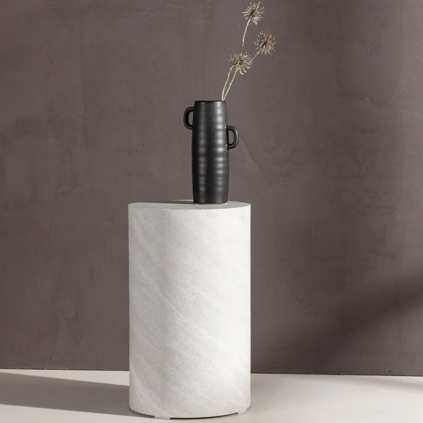 Fjôrd Bijzettafel York Ø30cm Betonlook