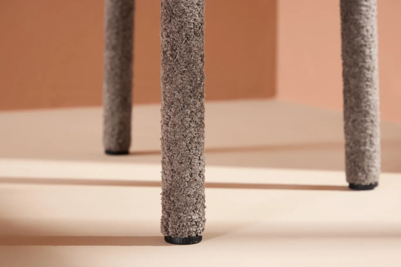 Fjôrd Eetkamerstoel Astoria Bruin Bouclé