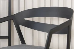 Fjôrd Eetkamerstoel Slit Kussen- Zwart /Grijs Aluminium