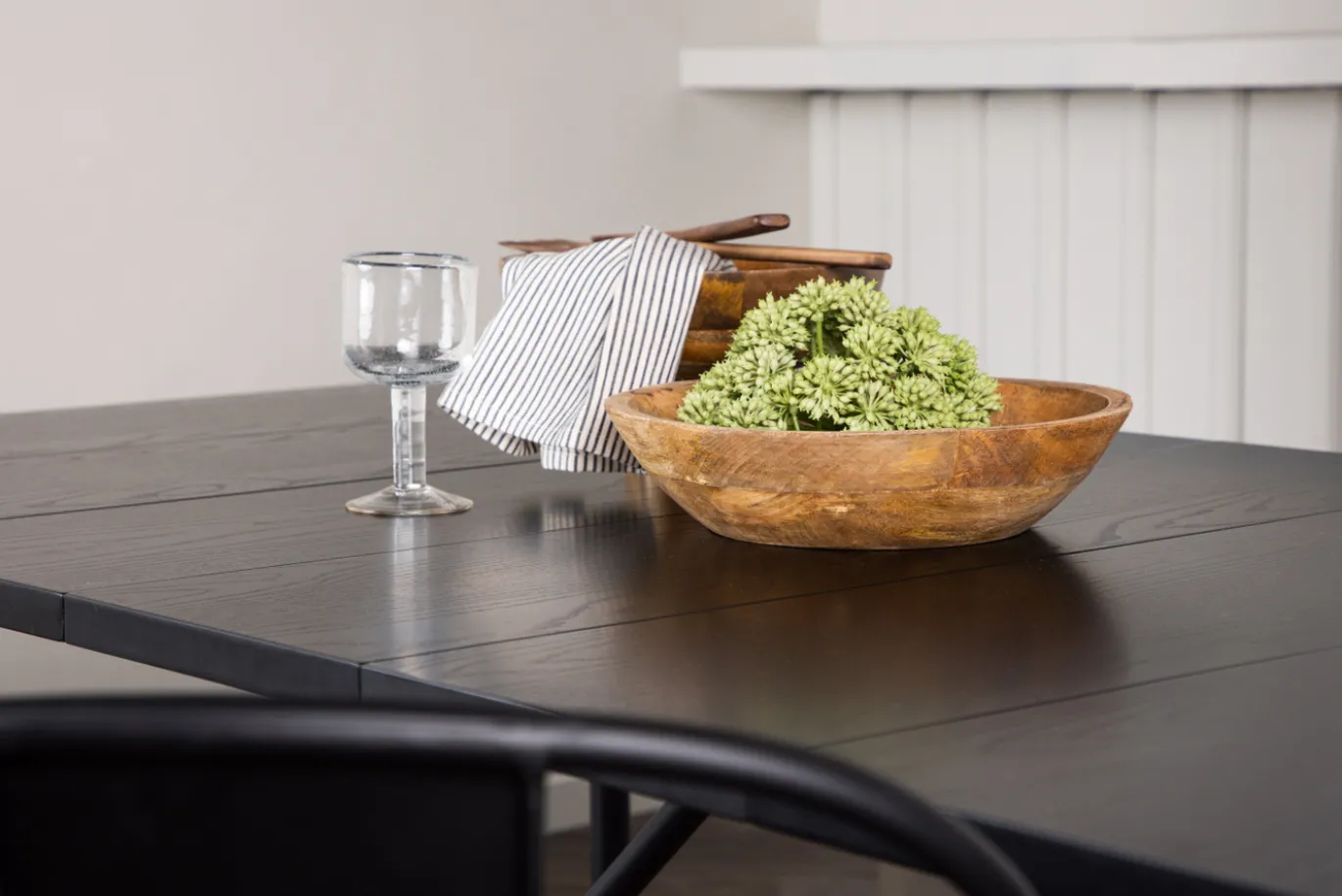 Fjôrd Eettafel Astrid Zwart MDF 200cm