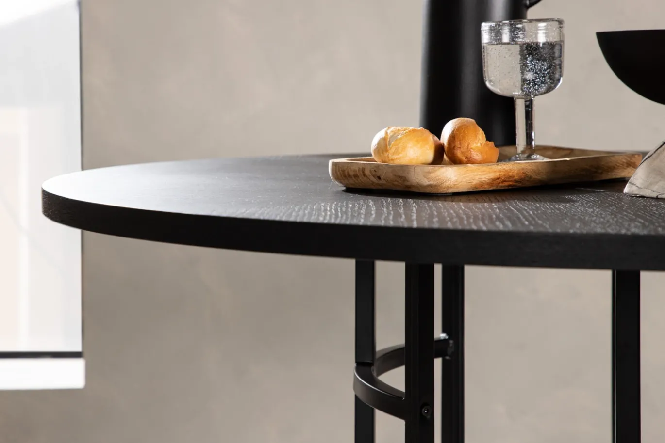 Fjôrd Eettafel Copenhagen Rond Zwart Fineer 110cm