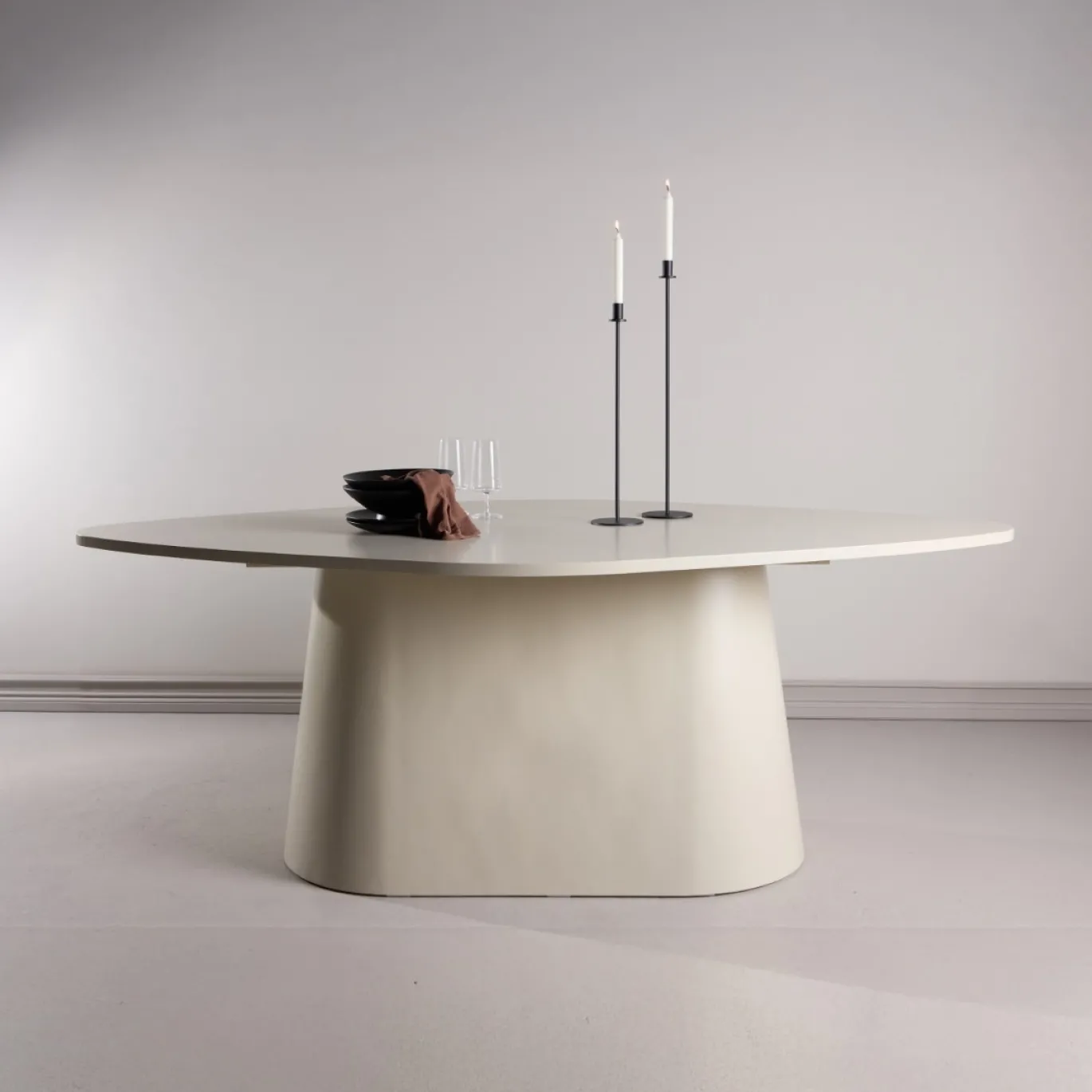 Fjôrd Eettafel Diamond Ovaal MDF Beige 210cm