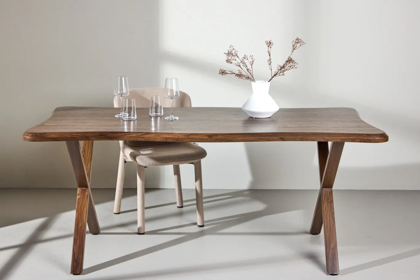Fjôrd Eettafel Fiona Walnoot 180x90cm