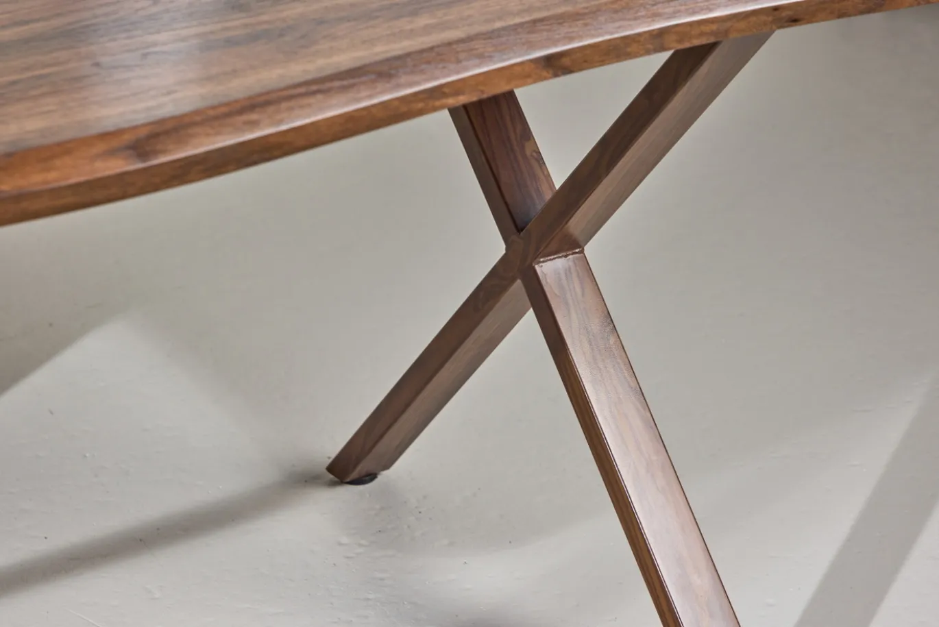 Fjôrd Eettafel Fiona Walnoot 180x90cm