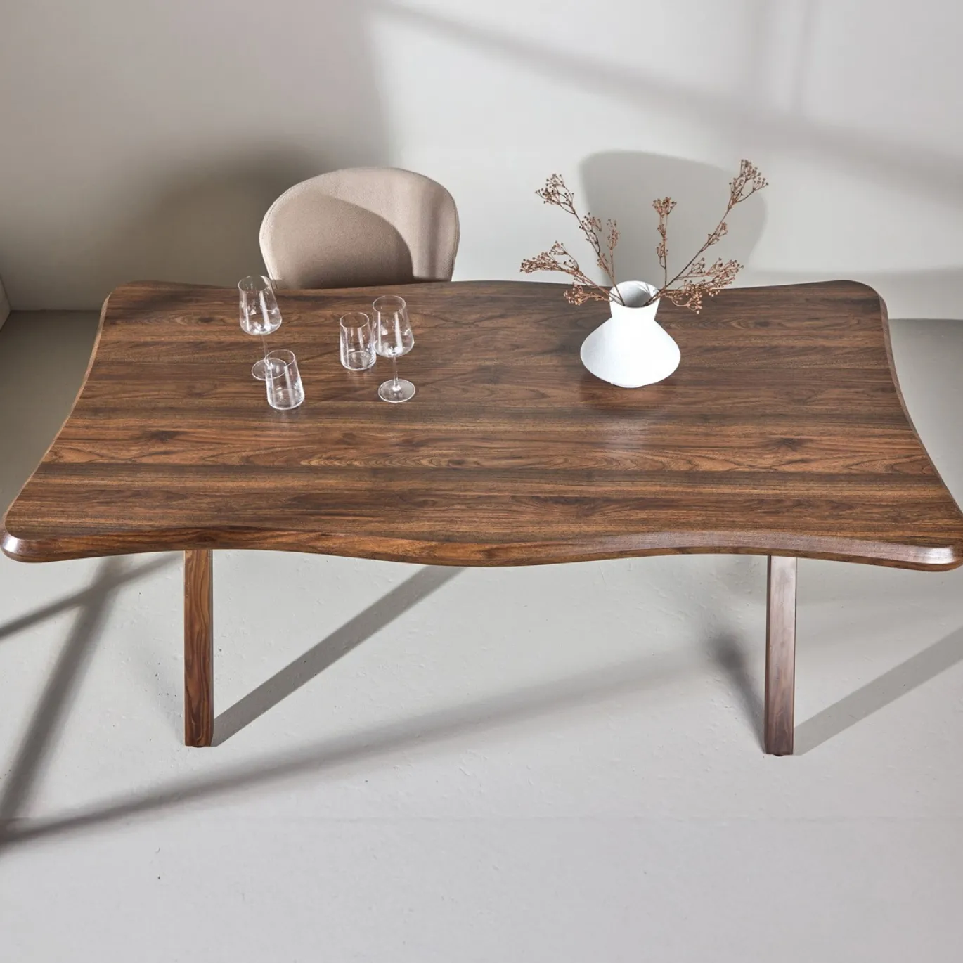 Fjôrd Eettafel Fiona Walnoot 180x90cm
