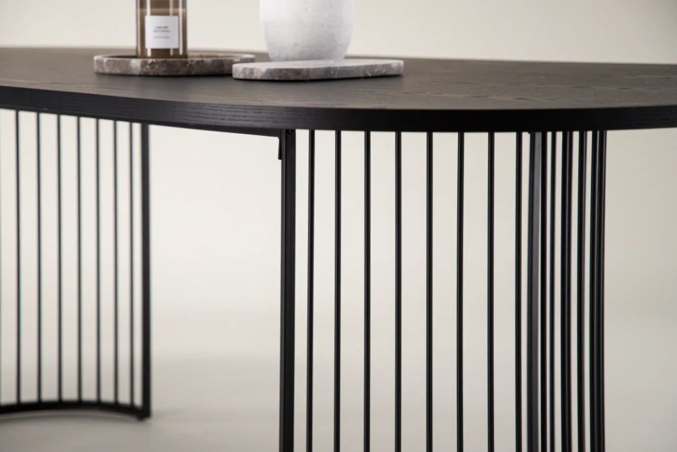 Fjôrd Eettafel Hamneskär Ovaal Zwart MDF