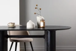 Fjôrd Eettafel Isolde Ovaal Zwart 180cm