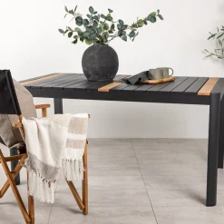Fjôrd Eettafel Togo Zwart Teak 150x90cm