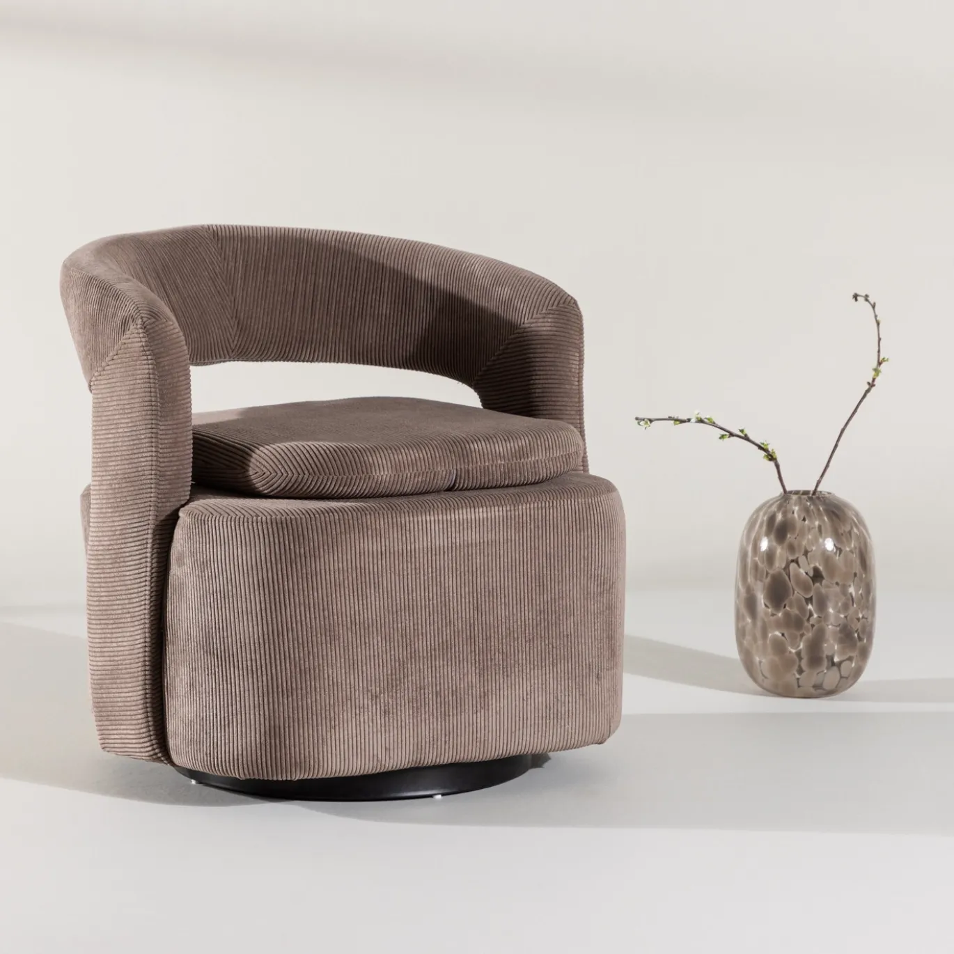 Fjôrd Fauteuil Laurel Bruin Manchester