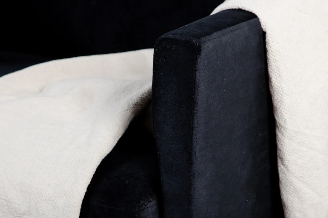 Fjôrd Fauteuil Zoom Zwart Velvet