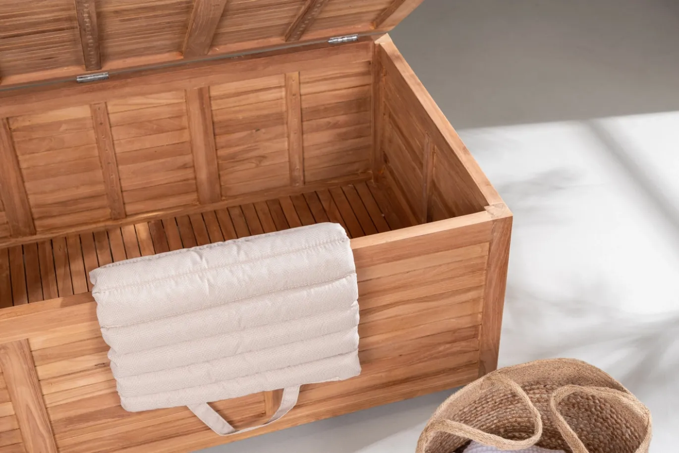 Fjôrd Kussenbox Trento Teak Naturel 130x70x46cm