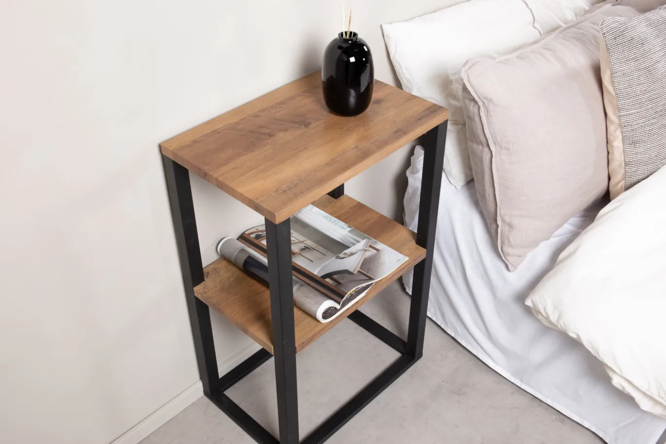 Fjôrd Nachtkastje Rise Zwart Teak-look 45x30x70cm