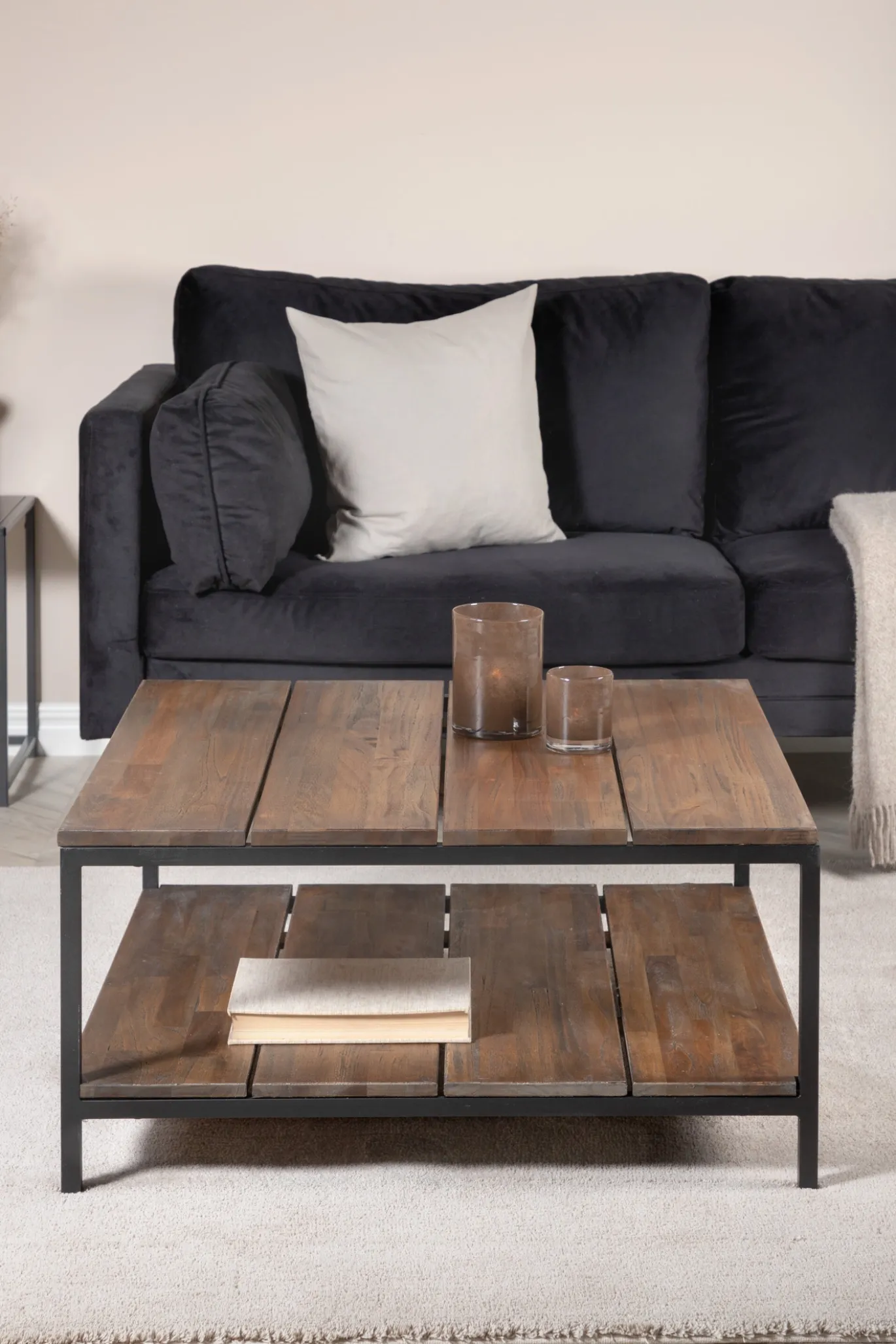 Fjôrd Salontafel Padang Zwart Teak 80x80x40cm