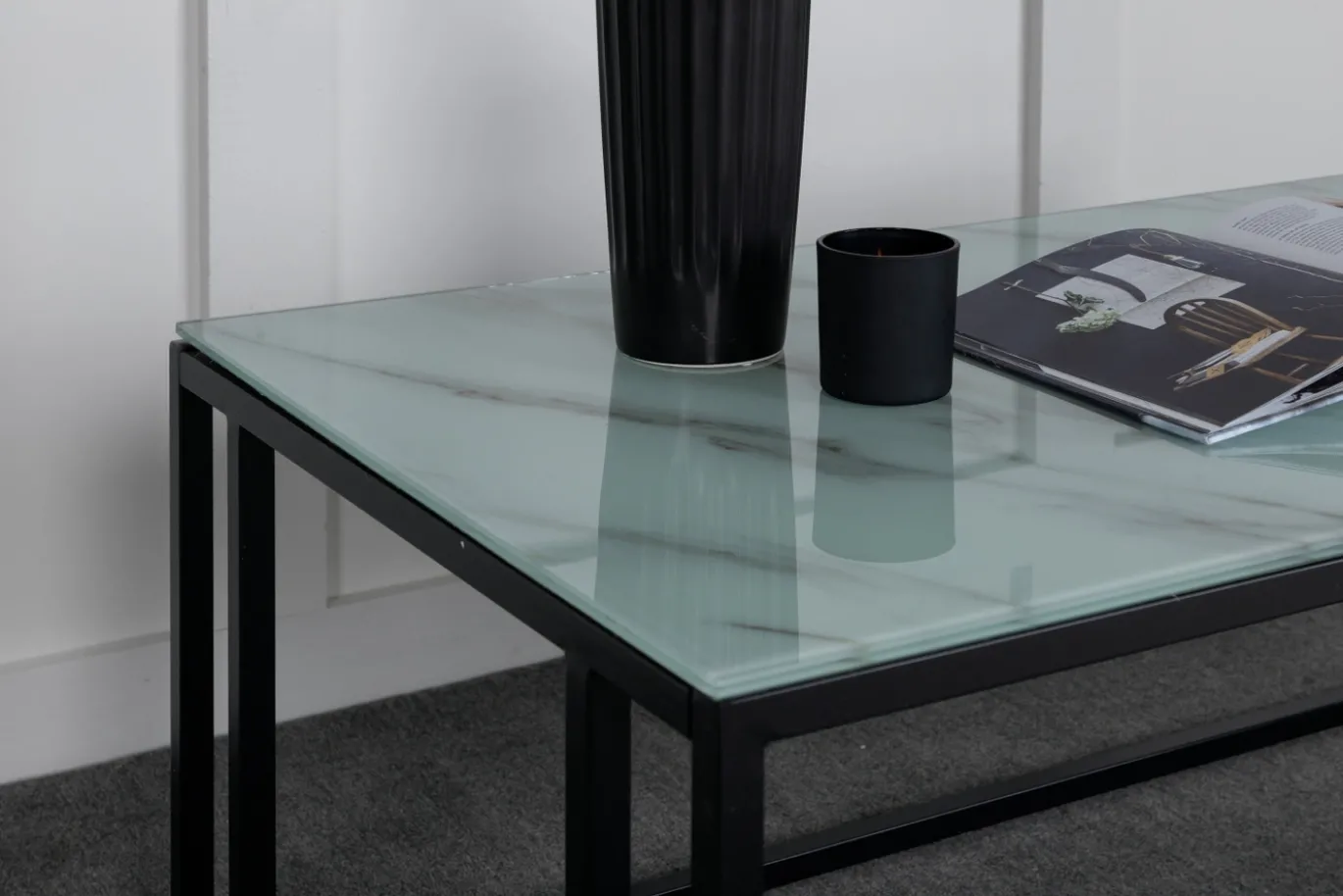 Fjôrd Salontafel Rock Zwart Glasmarmer 120x60cm
