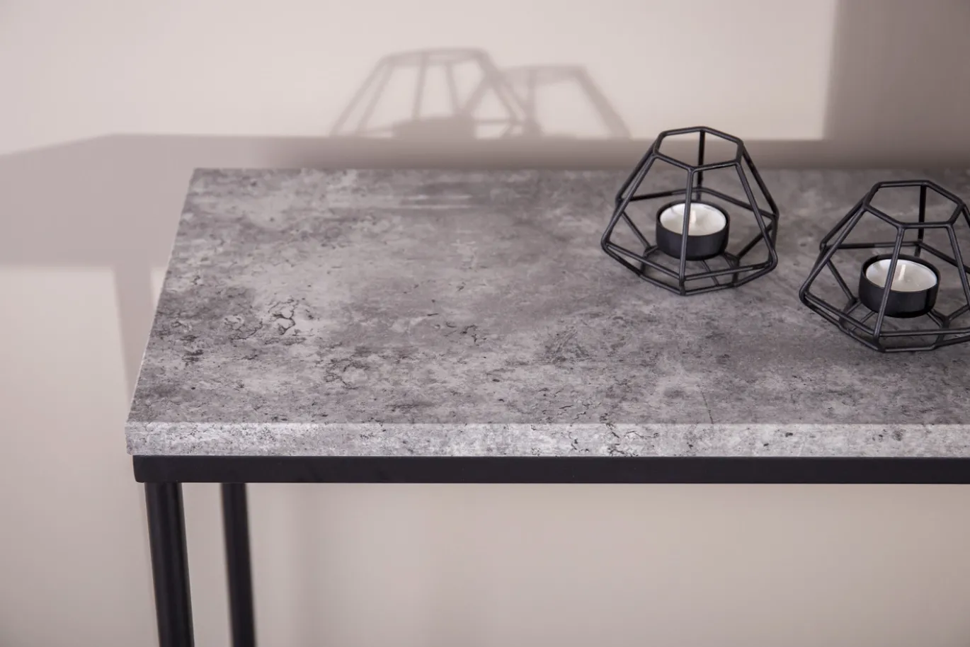 Fjôrd Sidetable Palace Zwart Betonlook
