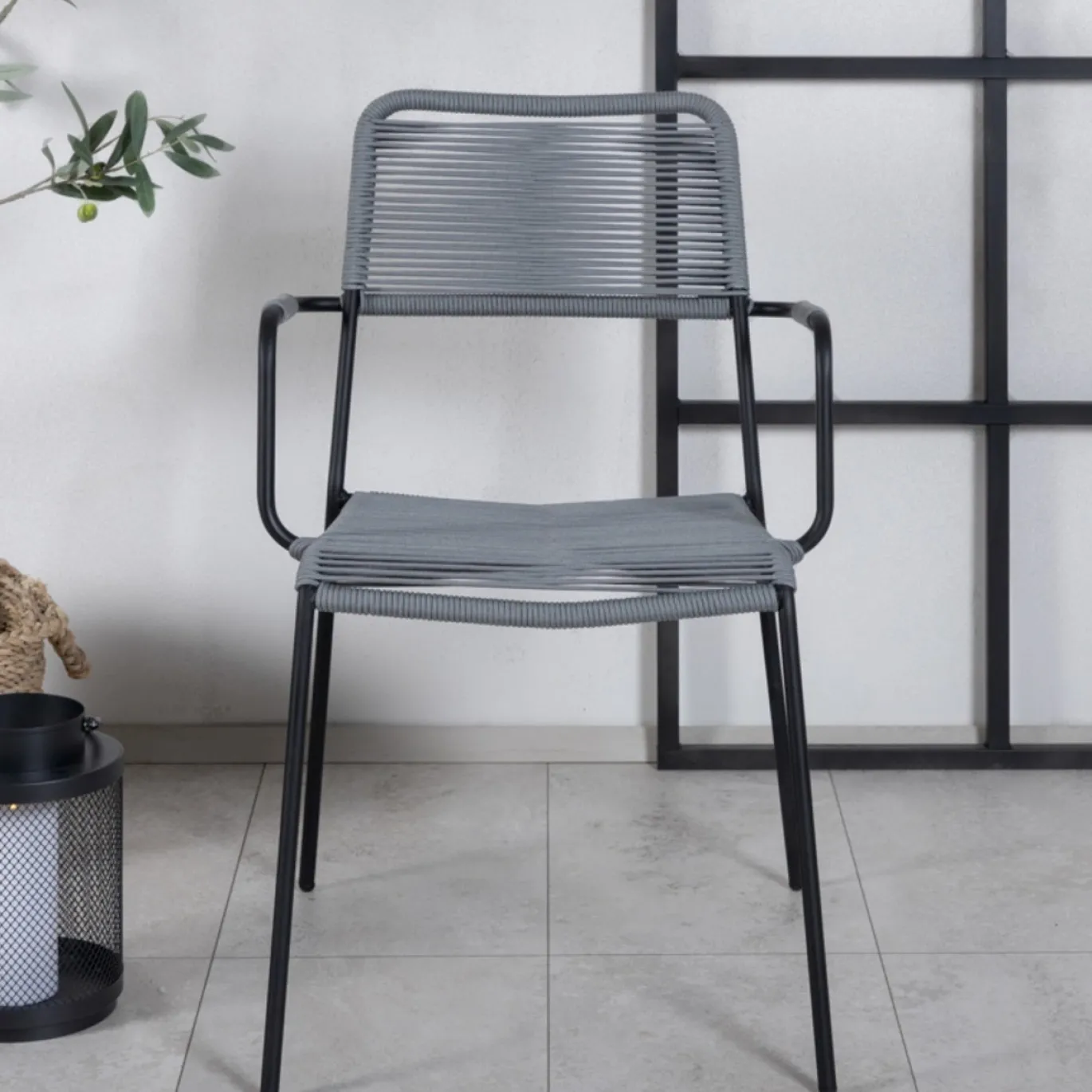 Fjôrd Tuinstoel Lindos Zwart Alu Grijs Touw Met Armleuning