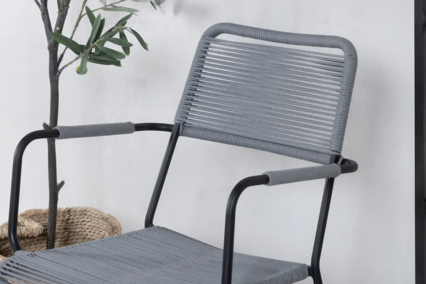 Fjôrd Tuinstoel Lindos Zwart Alu Grijs Touw Met Armleuning