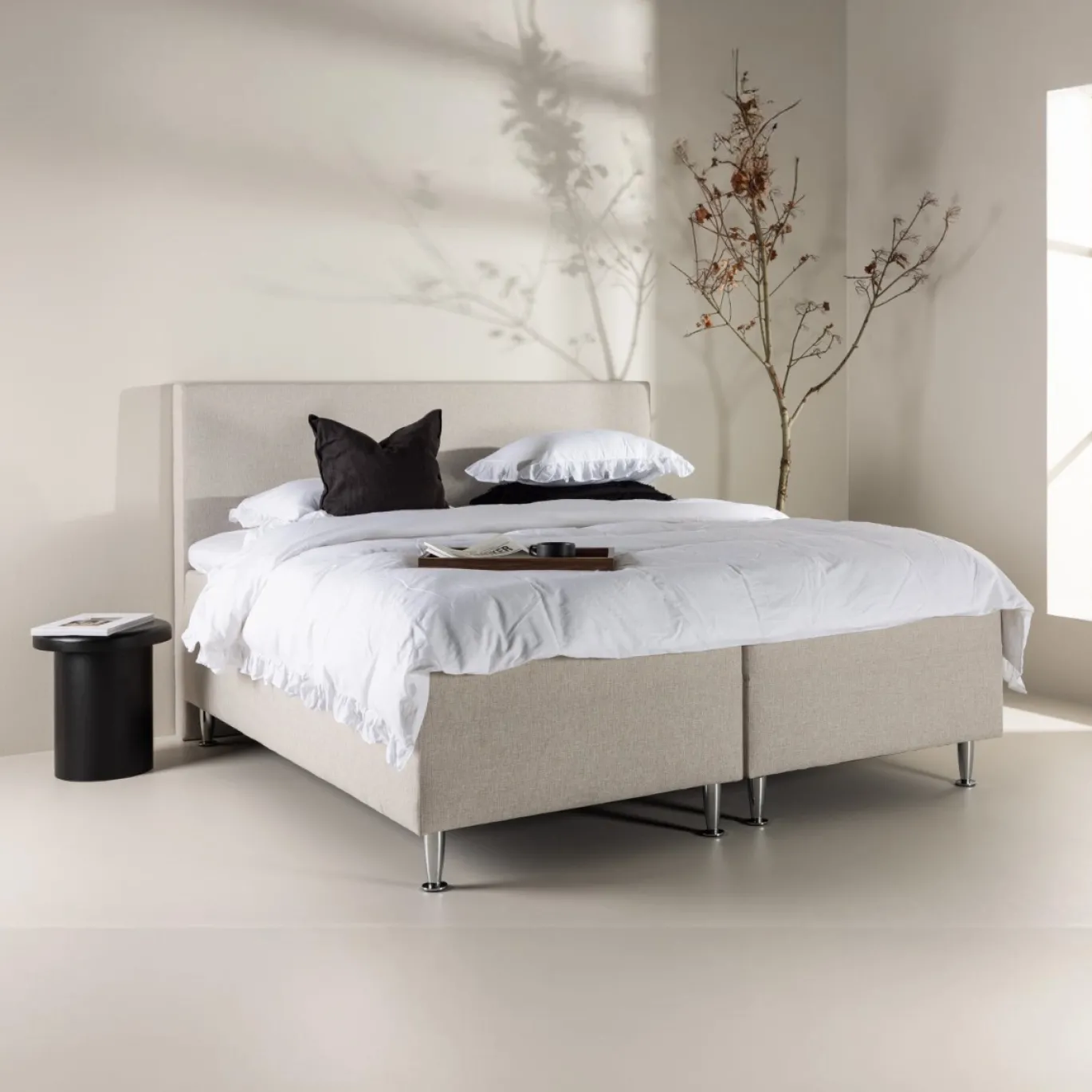 Fjôrd Tweepersoonsbed Mesa 180x200cm Beige