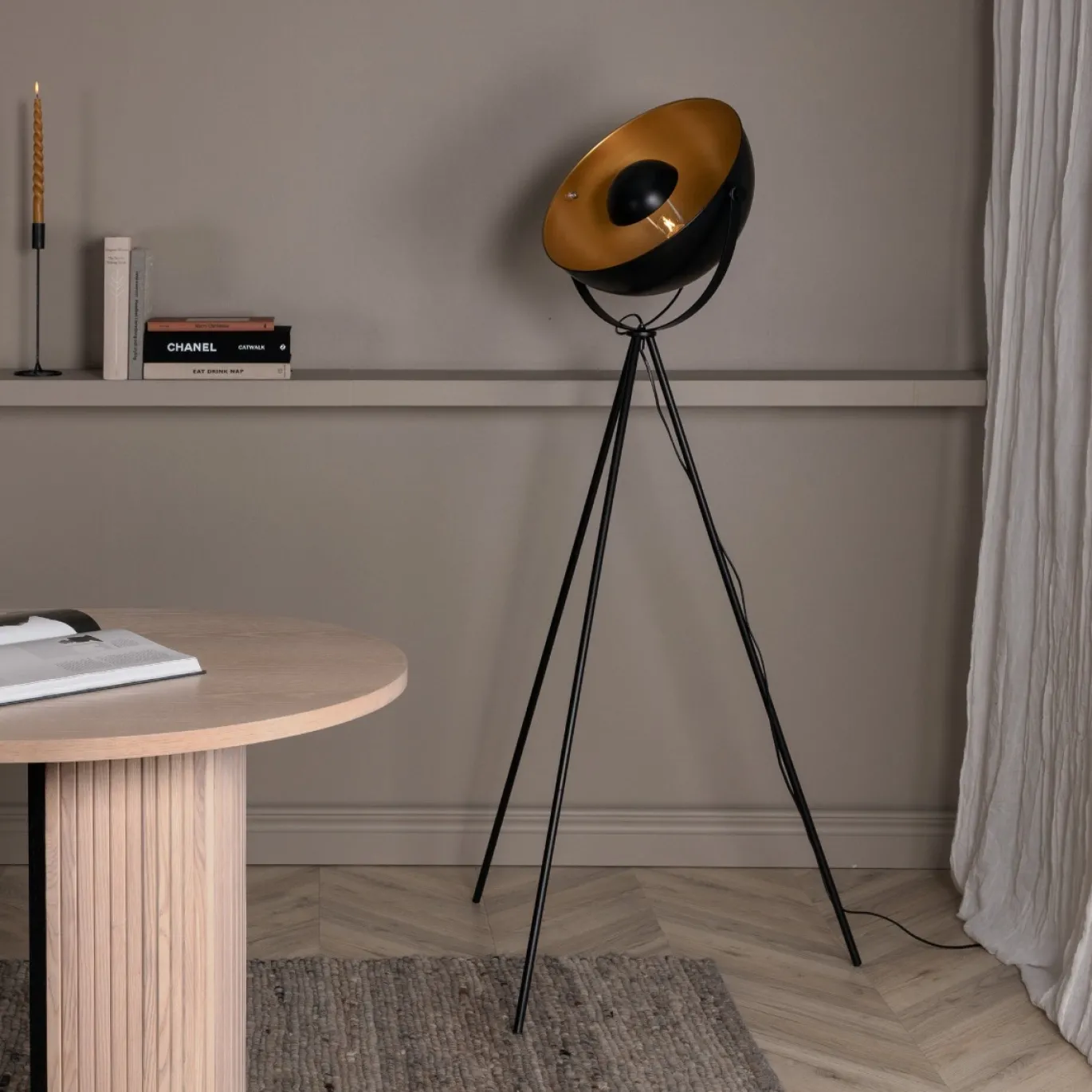 Fjôrd Vloerlamp Search Zwart Brass