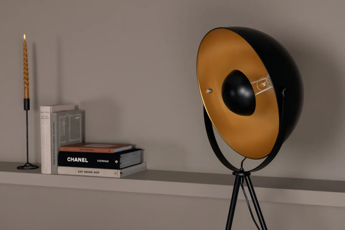 Fjôrd Vloerlamp Search Zwart Brass