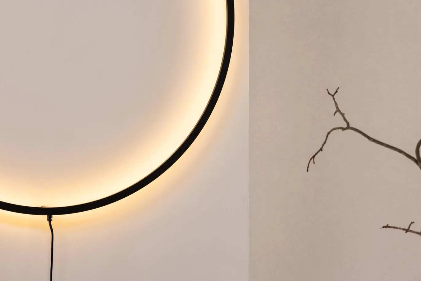 Fjôrd Wandlamp Sörmjöle x Josefin Lustig Mat Zwart