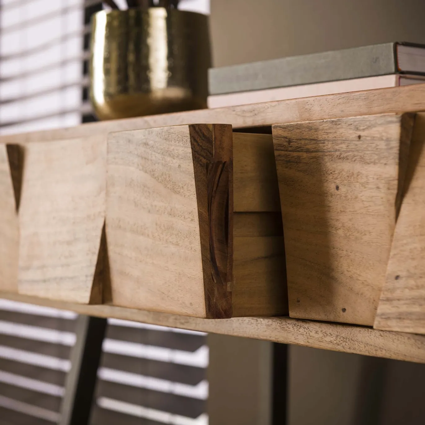 Kaptafel Demn Massief Acacia Naturel - Giga Meubel