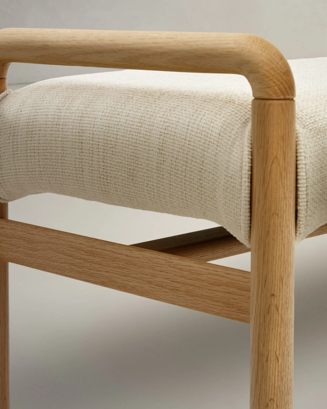 Kave Home Bankje Macaret Massief Eikenhout Naturel Afneembare Hoes 120cm