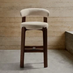 Kave Home Barkruk Granite Beige Chenille En Essenhout Walnoot 75cm