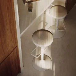 Kave Home Barkruk Zaib Chenille Beige Verstelbaar
