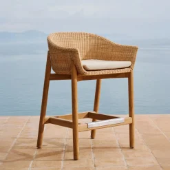 Kave Home Barstoel Galea Teakhout en Rotan 65cm