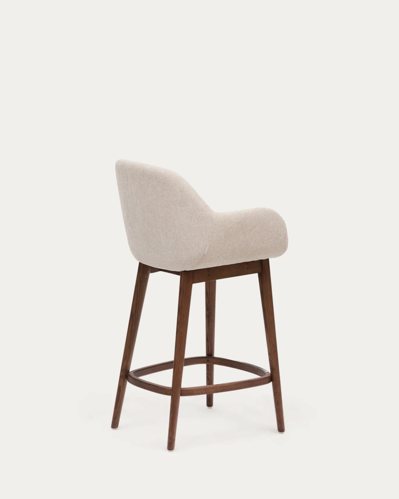 Kave Home Barstoel Konna Beige met Essenhouten Poten Donker 65cm