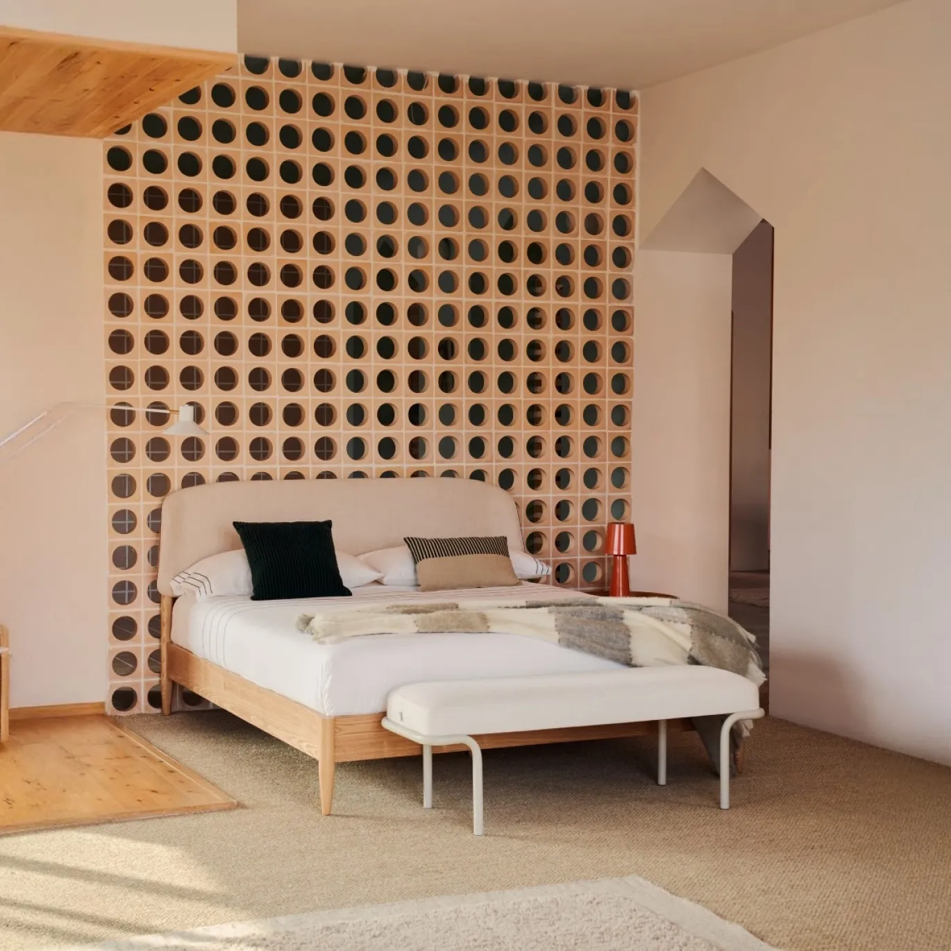 Kave Home Bedframe Octavia Wit/Naturel 160x200cm