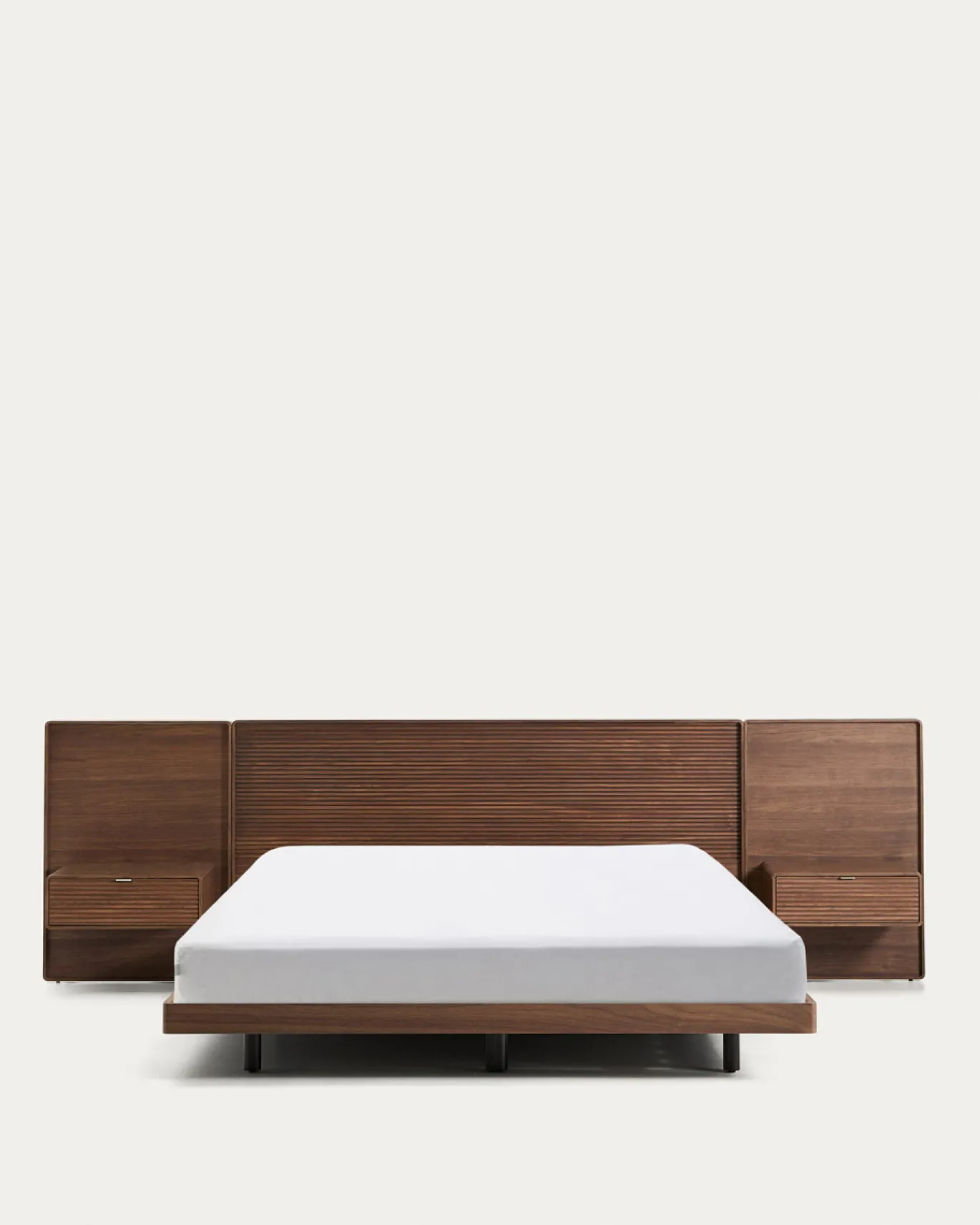 Kave Home Bed Norlen met 2 Nachtkastjes Walnootfineer Bruin en Led-licht voor Matras 180x200cm