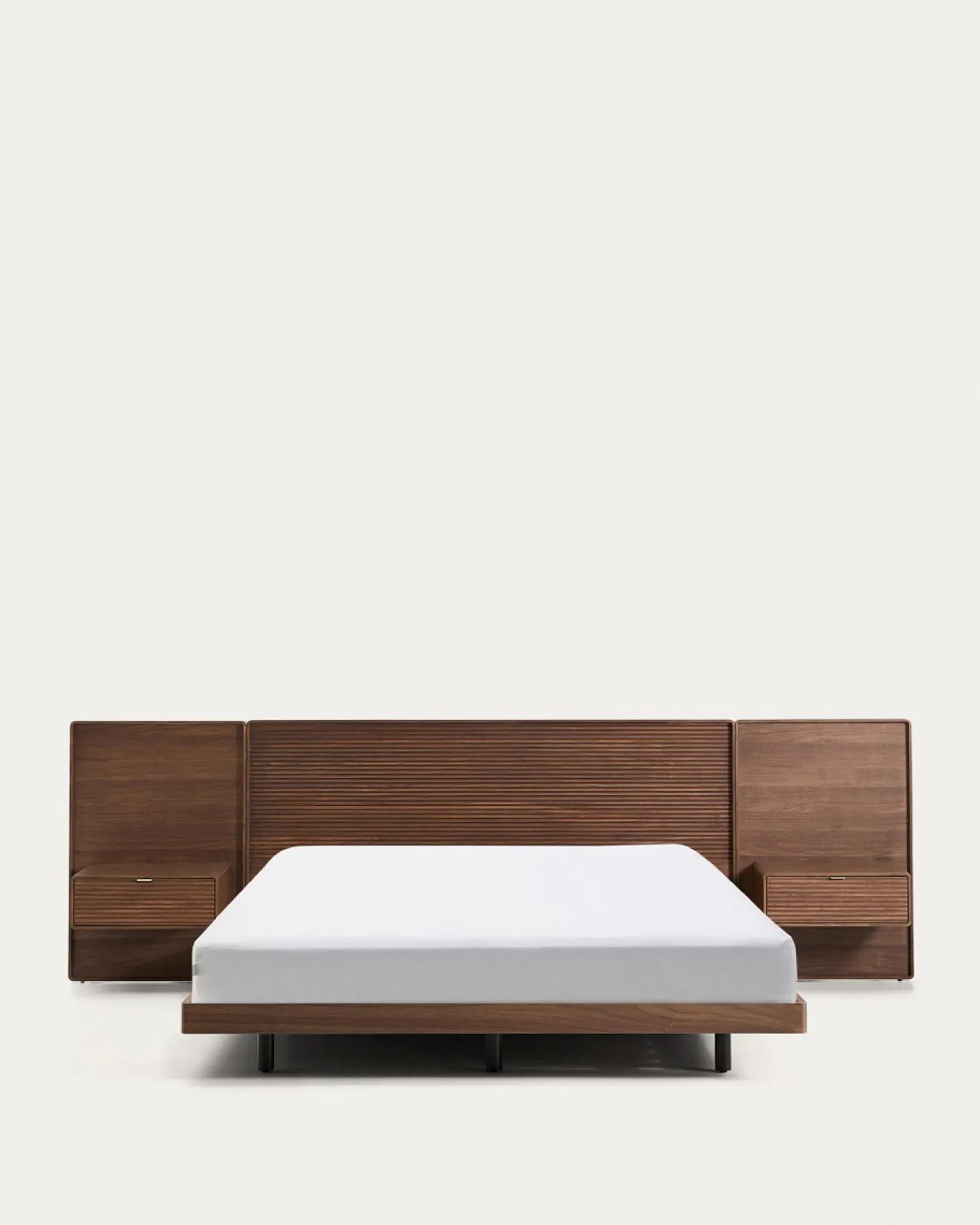 Kave Home Bed Norlen met 2 Nachtkastjes Walnootfineer Bruin en Led-licht voor Matras 160x200cm