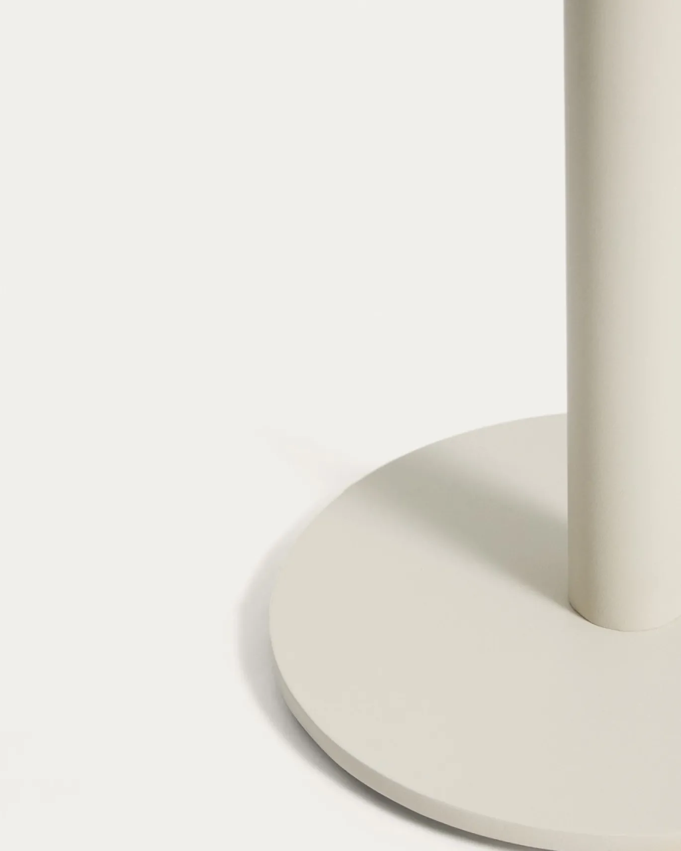 Kave Home Bijzettafel Asinara Aluminium Taupe Ø40cm