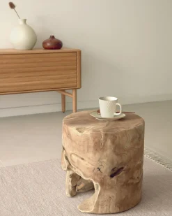 Kave Home Bijzettafel Tropicana Massief Teak Houten Ø35cm
