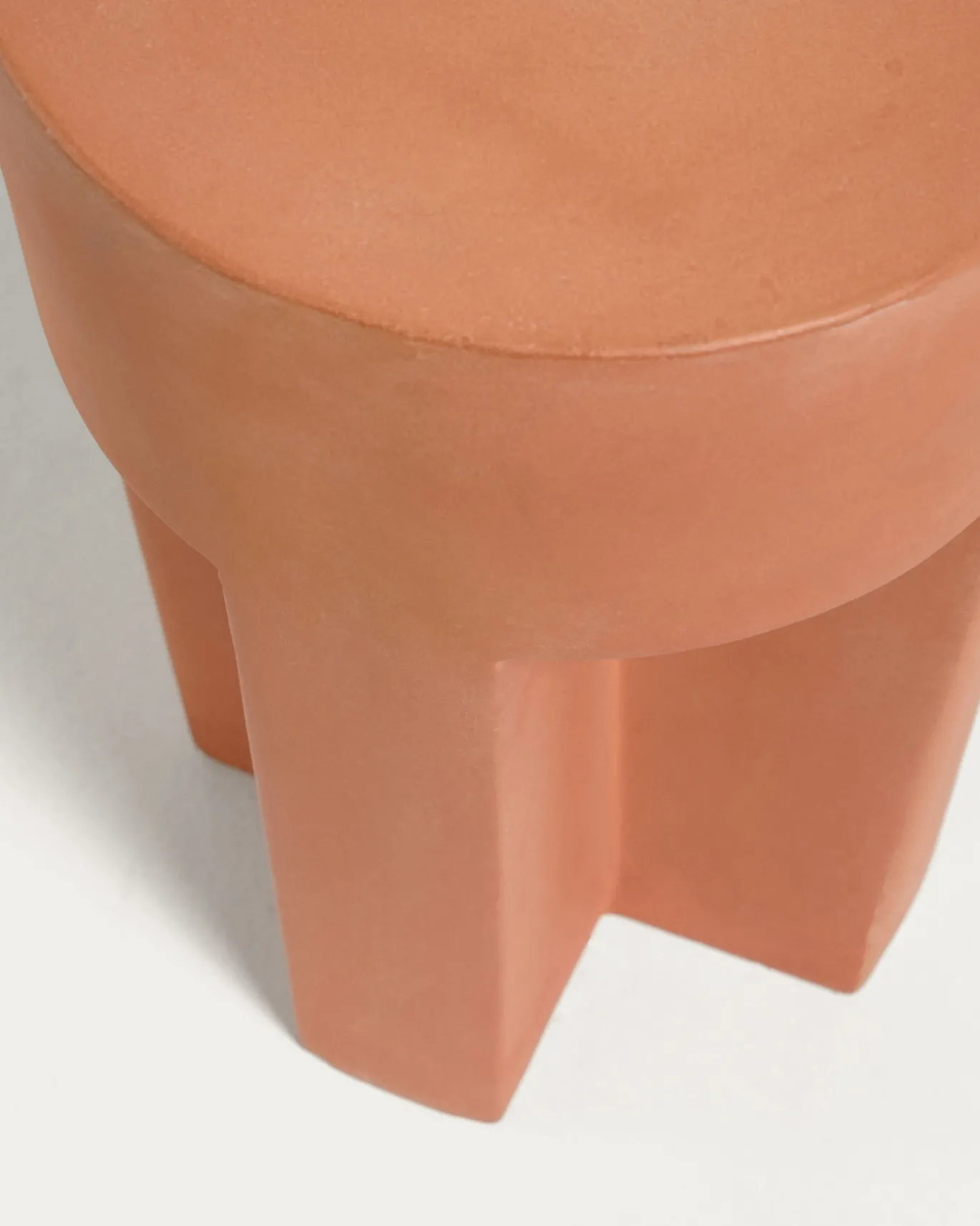 Kave Home Bijzettafel Vilena Terracotta Ø33cm